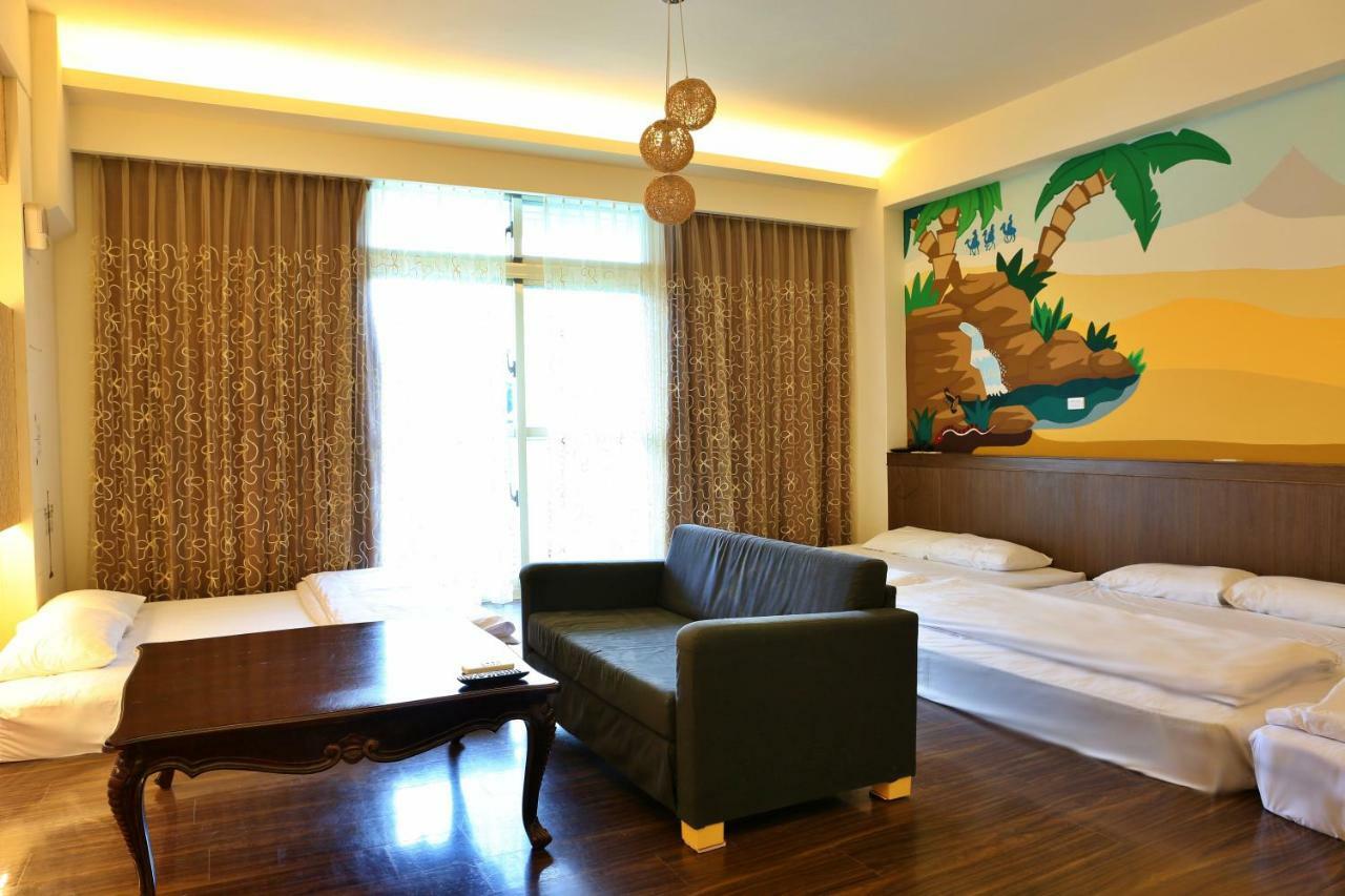 Happy Corner Homestay Taitung الغرفة الصورة